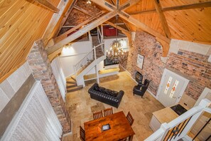Villa Deluxe, 4 habitaciones, 2 baños | Insonorización, tabla de planchar con plancha, cunas y wifi gratis 