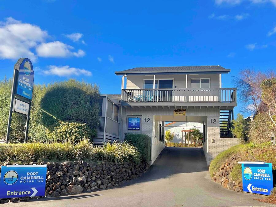 Fachada de la propiedad