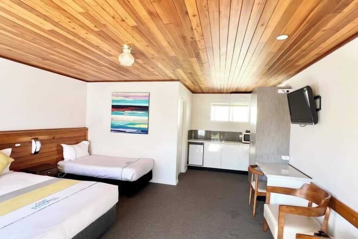 1 bedroom, individually furnished, blackout drapes, soundproofing