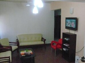 Living room - Sachal Mir Bed and Breakfast (Negombo)