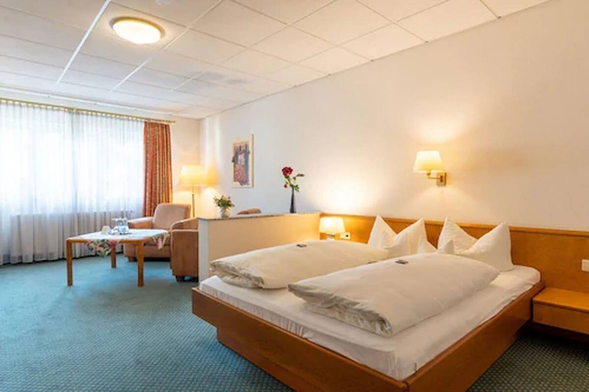 Sengetøy av topp kvalitet, dundyner og senger med Select Comfort-madrass
