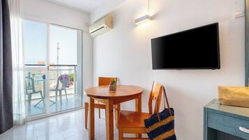 32-inch TV with satellite channels