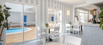 Aparhotel Vibra Central City - Adults Only