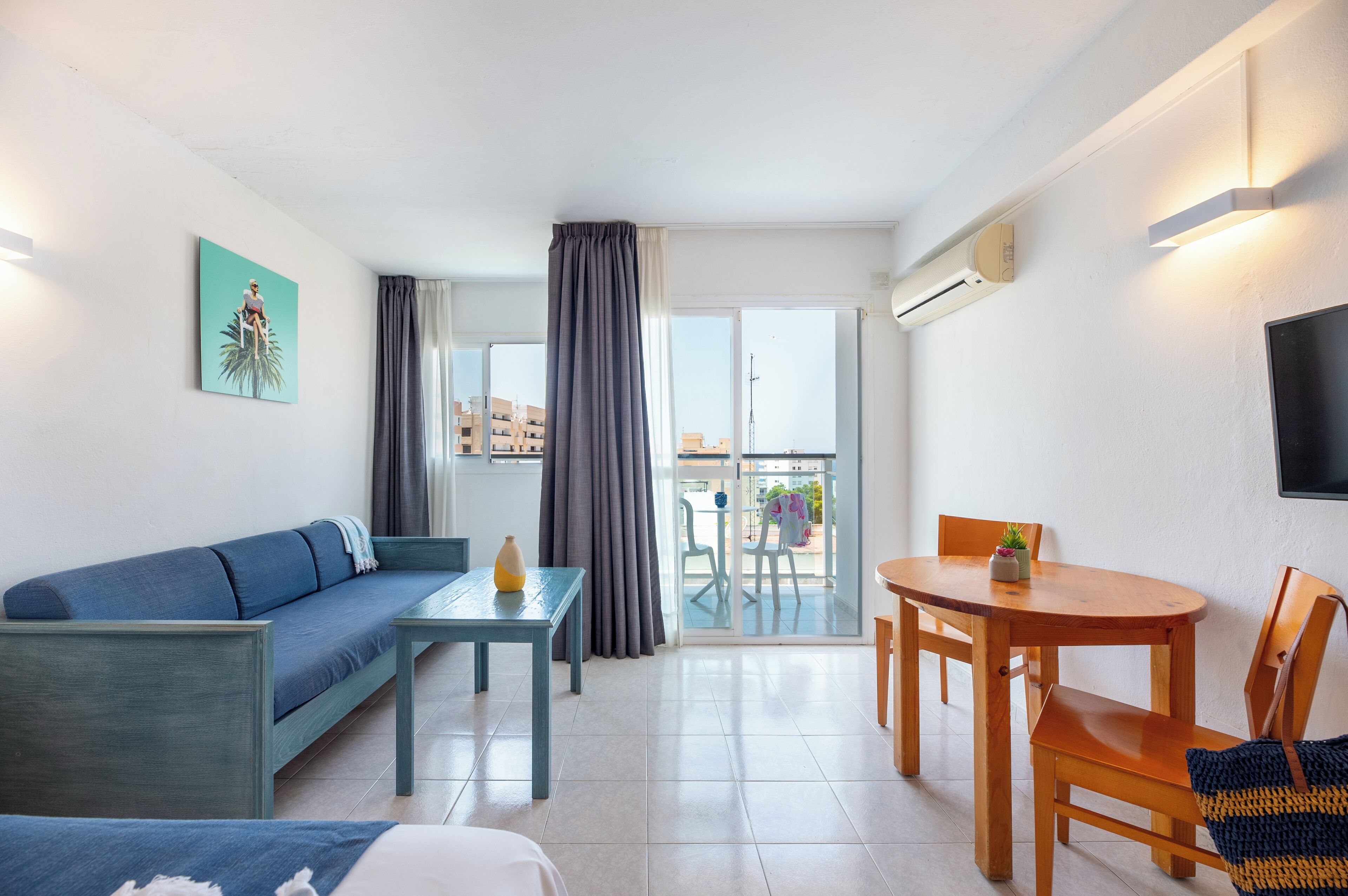 In-room safe, desk, blackout drapes, free WiFi