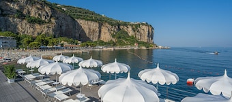 Hotel Mary