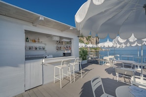 Beach bar