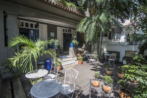 Front of property - Beach House Ipanema - Hostel (Rio de Janeiro)