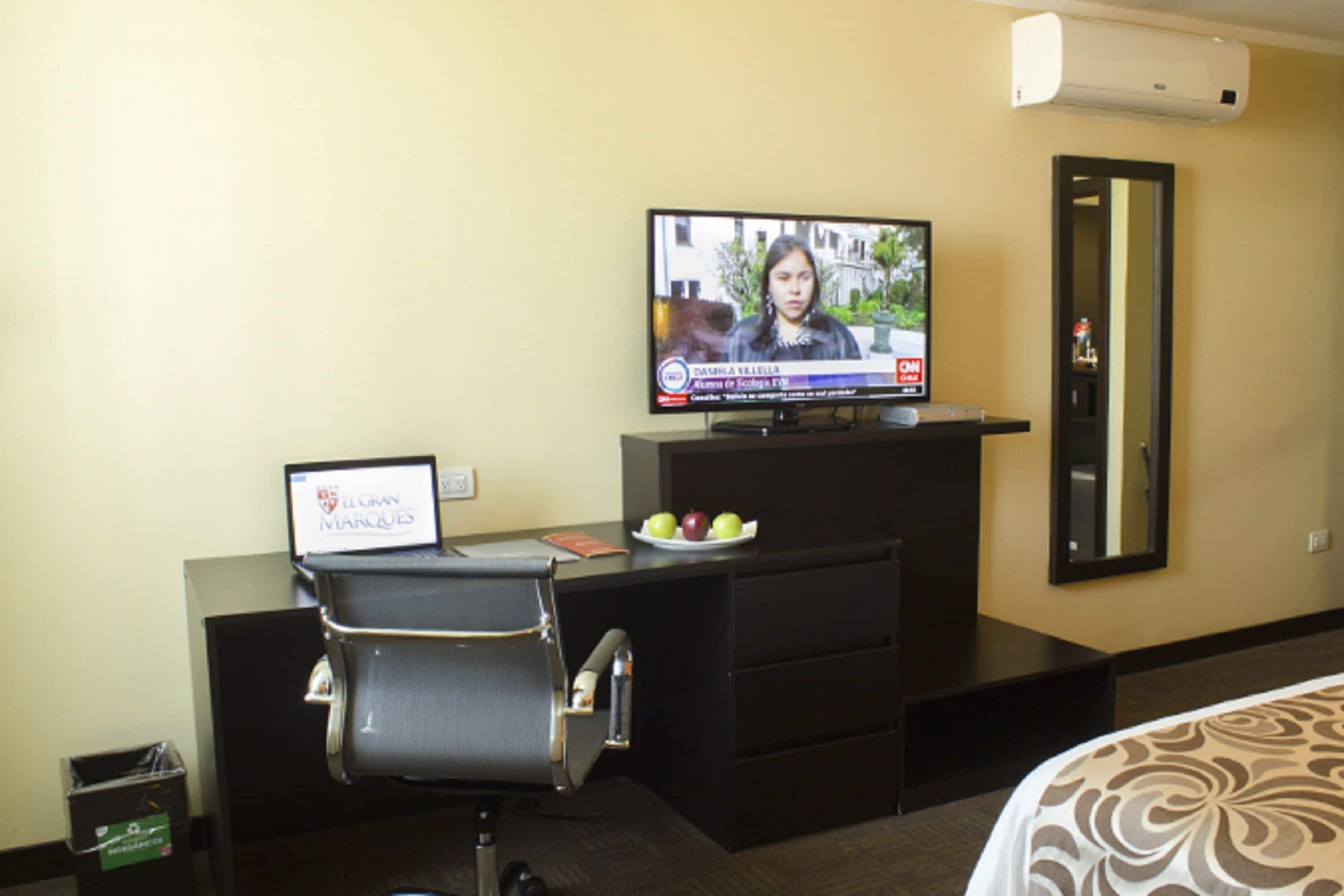 standard double room | premium bedding, minibar, in-room safe, desk