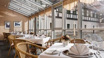 Morgenmadsbuffet hver dag (18 EUR pr. person)
