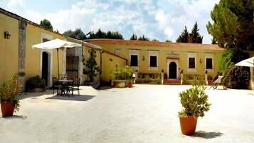 Façade de lâhĂ©bergement