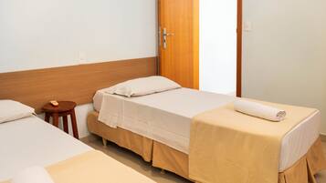 Quarto Familia | Frigobar, escrivaninha, quartos à prova de som, Wi-Fi de cortesia