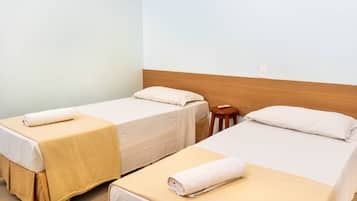 Quarto Familia | Minibar, skrivebord, lydisolering, gratis Wi-Fi