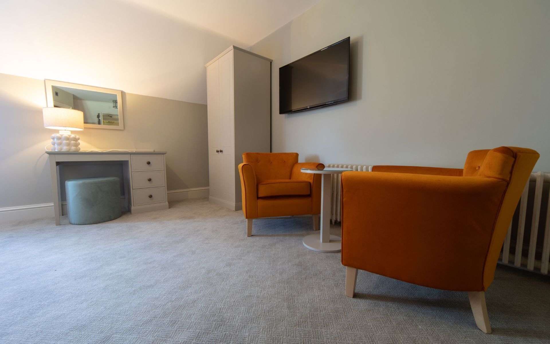 manor deluxe double or twin room | individually decorated, individually furnished, desk, laptop workspace