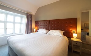 Superior-Doppel- oder -Zweibettzimmer | Badezimmer