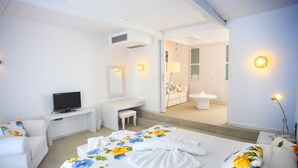 Minibar, blackout drapes, cribs (free), rollaway beds (surcharge) - Olvos Koufonisia (Naxos)