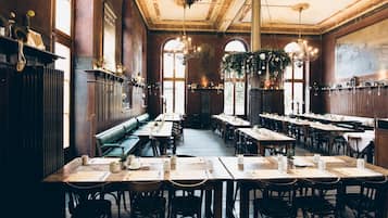 2 restaurants, breakfast, lunch, dinner served; Regional cuisine