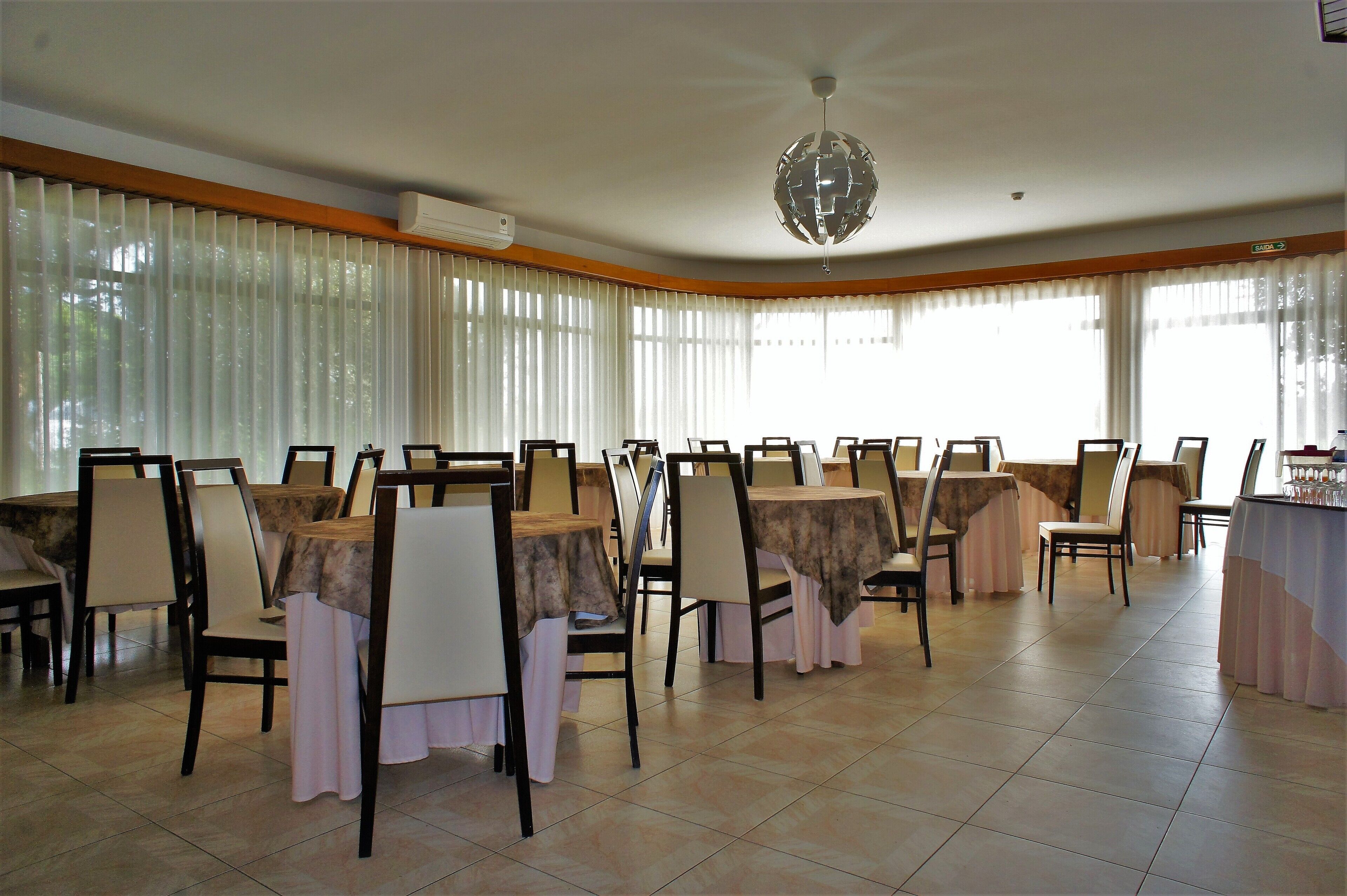 Tägliches inbegriffenes Frühstücksbuffet