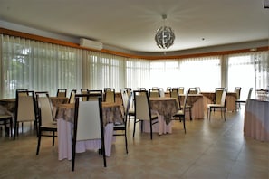 Gratis morgenmadsbuffet hver dag