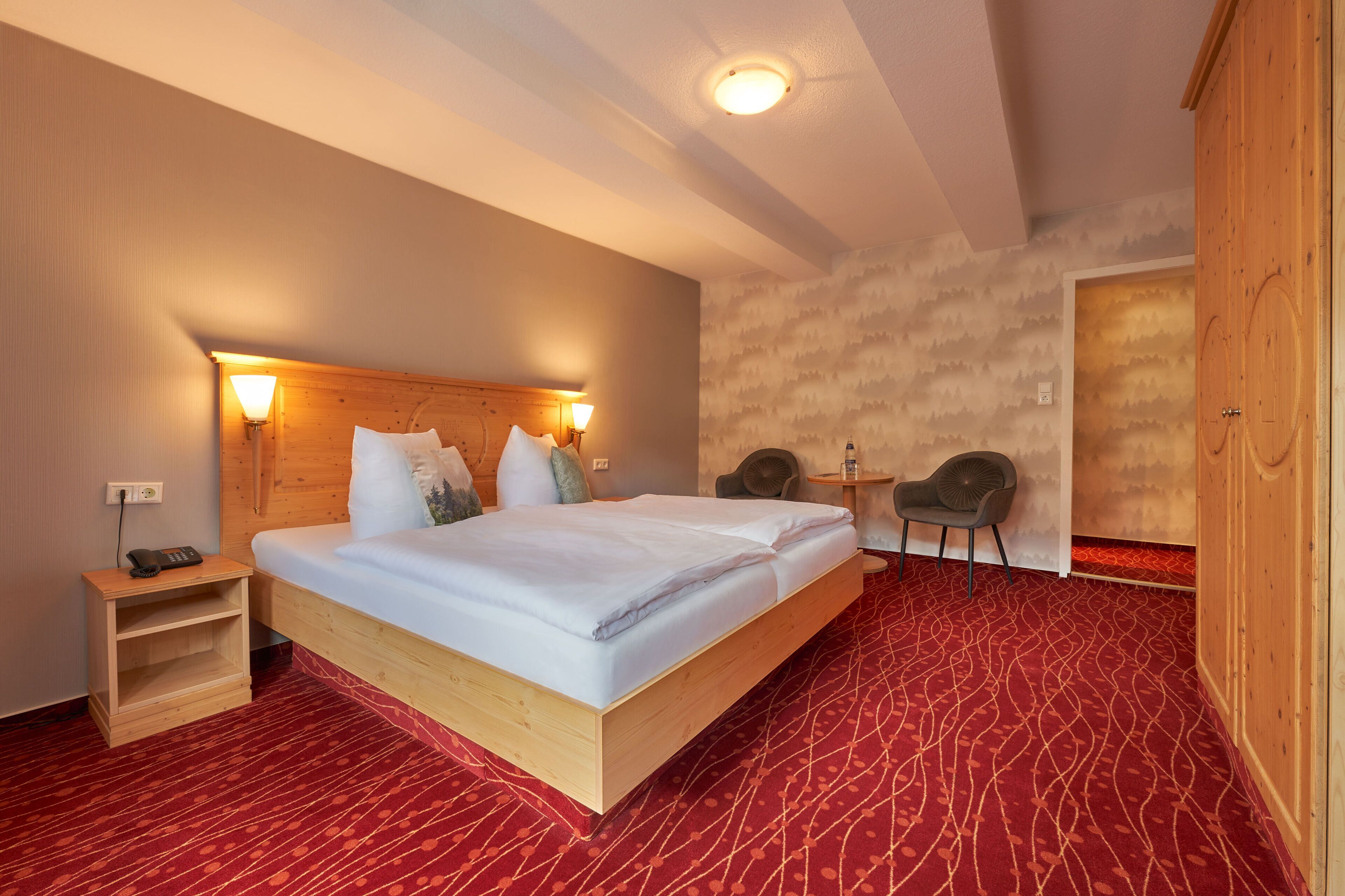 hypo-allergenic bedding, free cots/infant beds, rollaway beds, free wifi