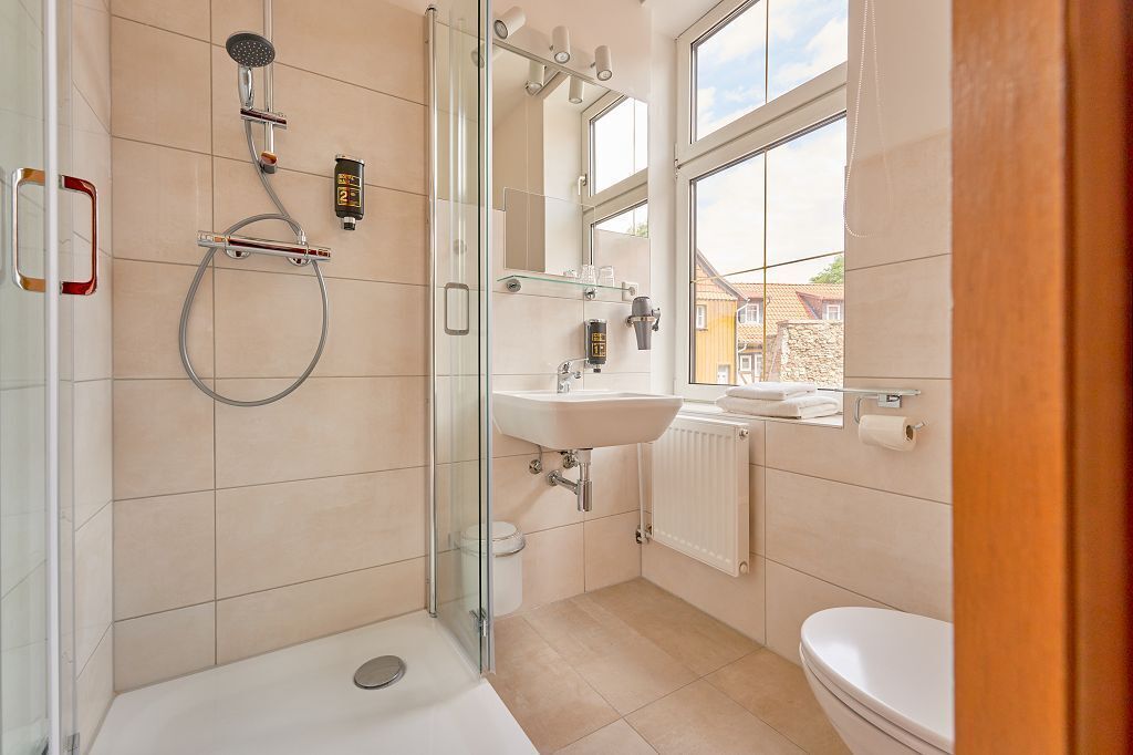 standard double room | hypo-allergenic bedding, free cots/infant beds, rollaway beds, free wifi