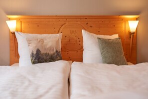 Literie hypoallergénique, lits bébé (gratuits)