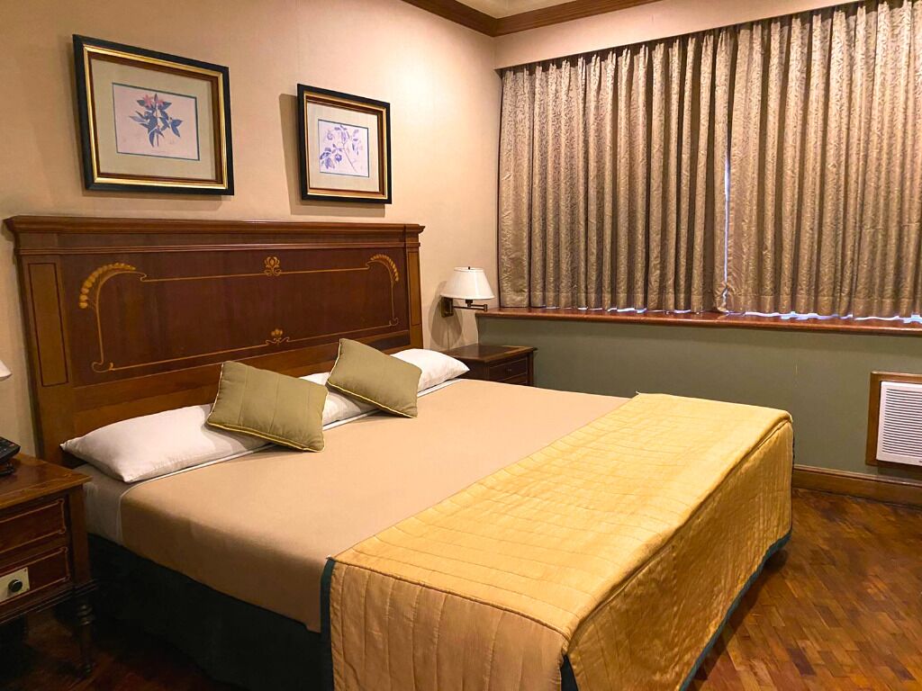 Minibar, coffre-fort, décor unique, ameublement unique