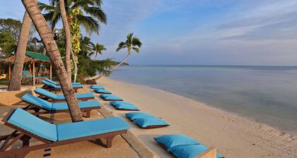 Blu' Beach Bungalows