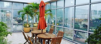 Herald Suites Solana