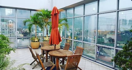 Herald Suites Solana