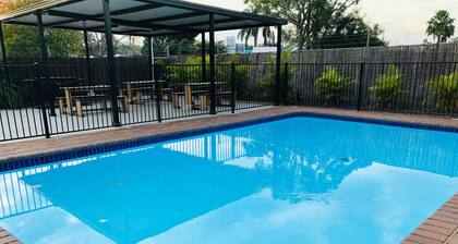 Campbelltown Colonial Motor Inn