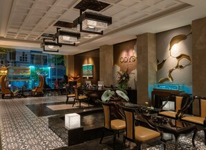 Trung tâm hành chính, văn phòng