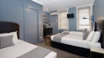 Iron/ironing board, free WiFi, bed sheets