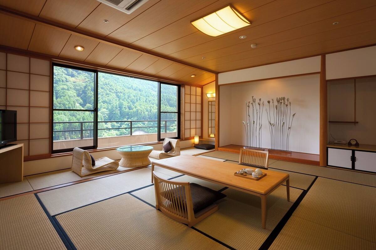 ONCRI Japanese Room"Atelier" (6F), Non Smoking | Premium bedding, in-room safe, individually decorated, desk