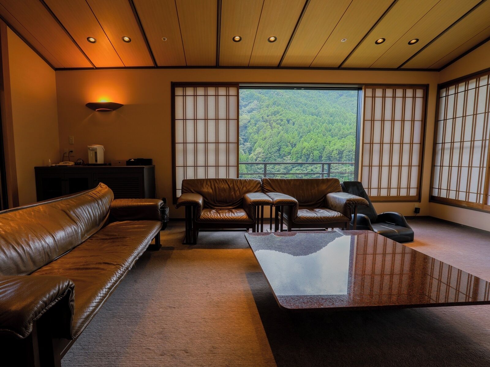 ONCRI Suite, Non Smoking | Premium bedding, in-room safe, individually decorated, desk