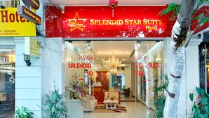 Property entrance - Splendid Star Suite (Hanoi)