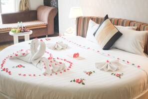 Honeymoon-Zimmer, 1 Doppelbett | 1 Schlafzimmer, Minibar, Zimmersafe, individuell dekoriert