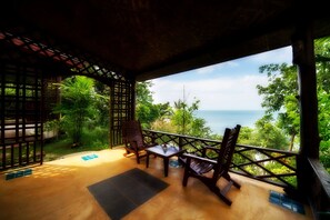 Beach/ocean view - Loyfa Natural Resort (Ko Pha-ngan)