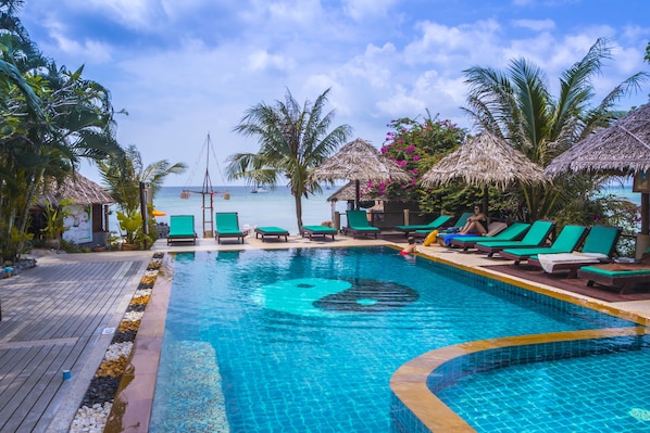 2 outdoor pools, pool umbrellas, sun loungers