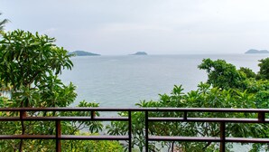 Sea View Luxury Triple Cottage | Beach/ocean view - Loyfa Natural Resort (Ko Pha-ngan)