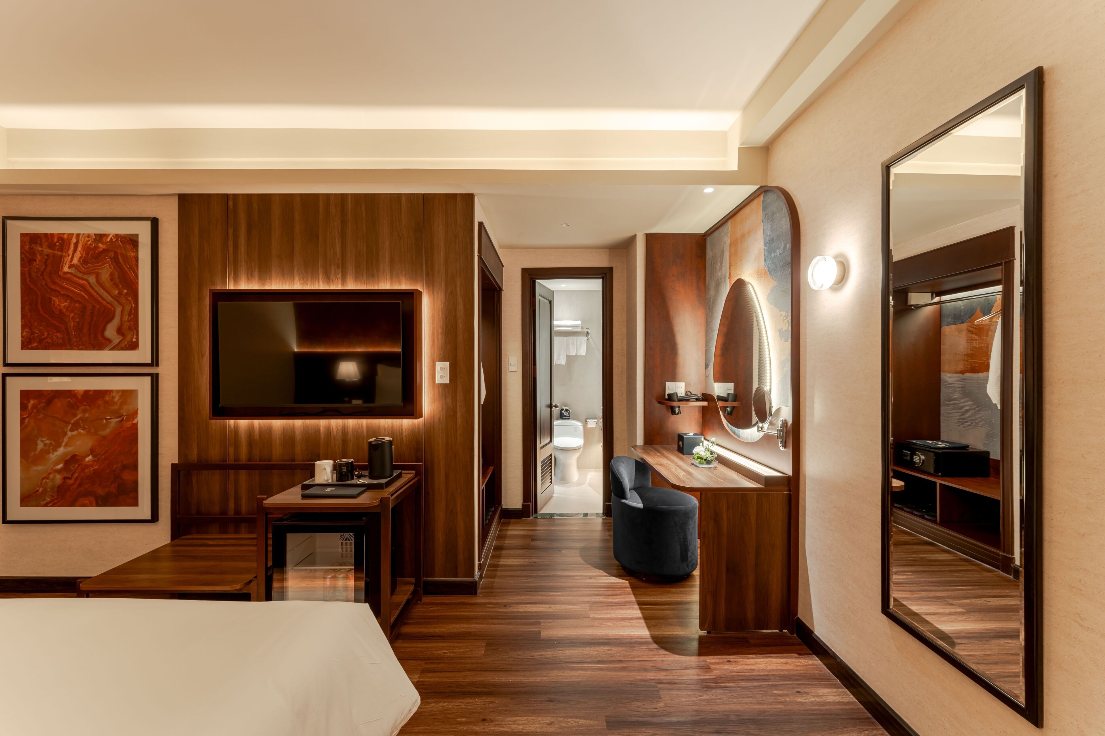 Photo - KiN Hotel Ly Tu Trong Edition