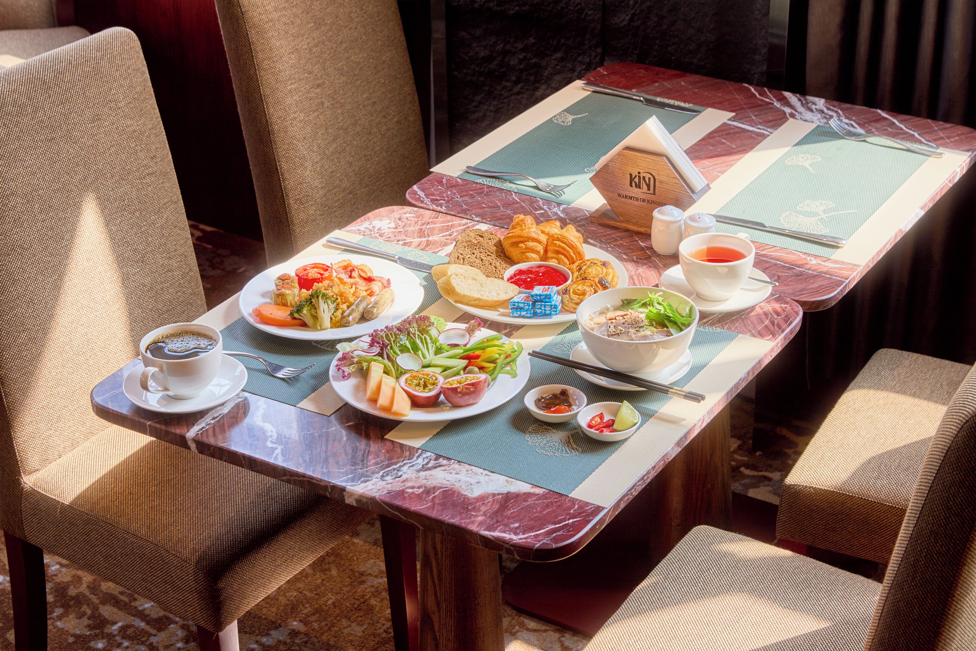 Frokostbuffé er inkludert hver dag