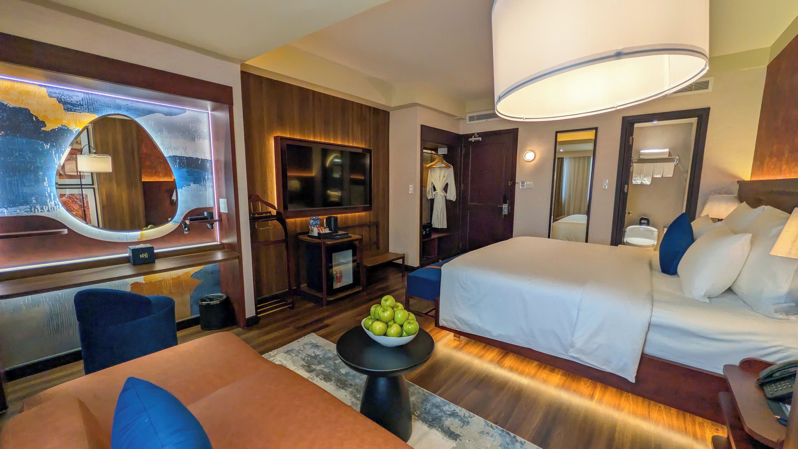 行政客房, 城市景觀 | 羽絨被、迷你吧、客房內保險箱、書桌