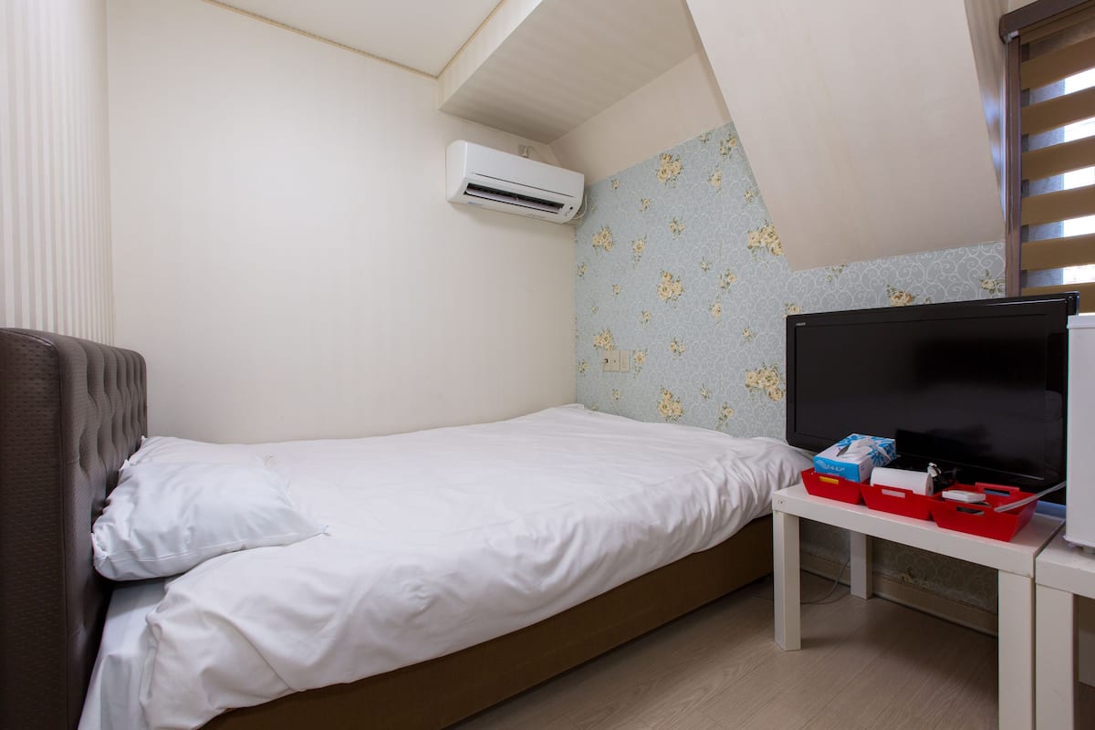 Double Room | Bed sheets