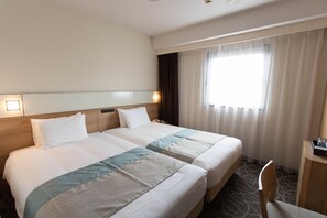 Couette en duvet d'oie, rideaux occultants, Wi-Fi gratuit, draps fournis