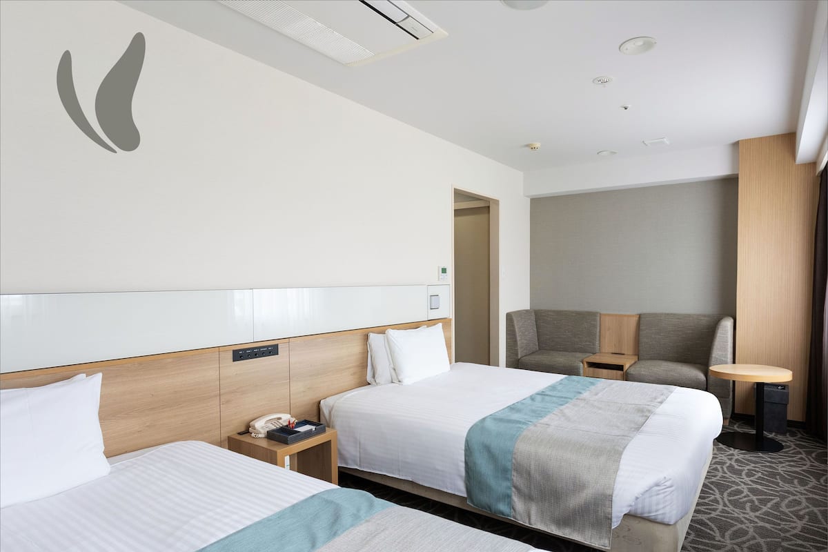 Down duvets, blackout curtains, free WiFi, bed sheets