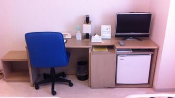 Desk, iron/ironing board, free WiFi, bed sheets