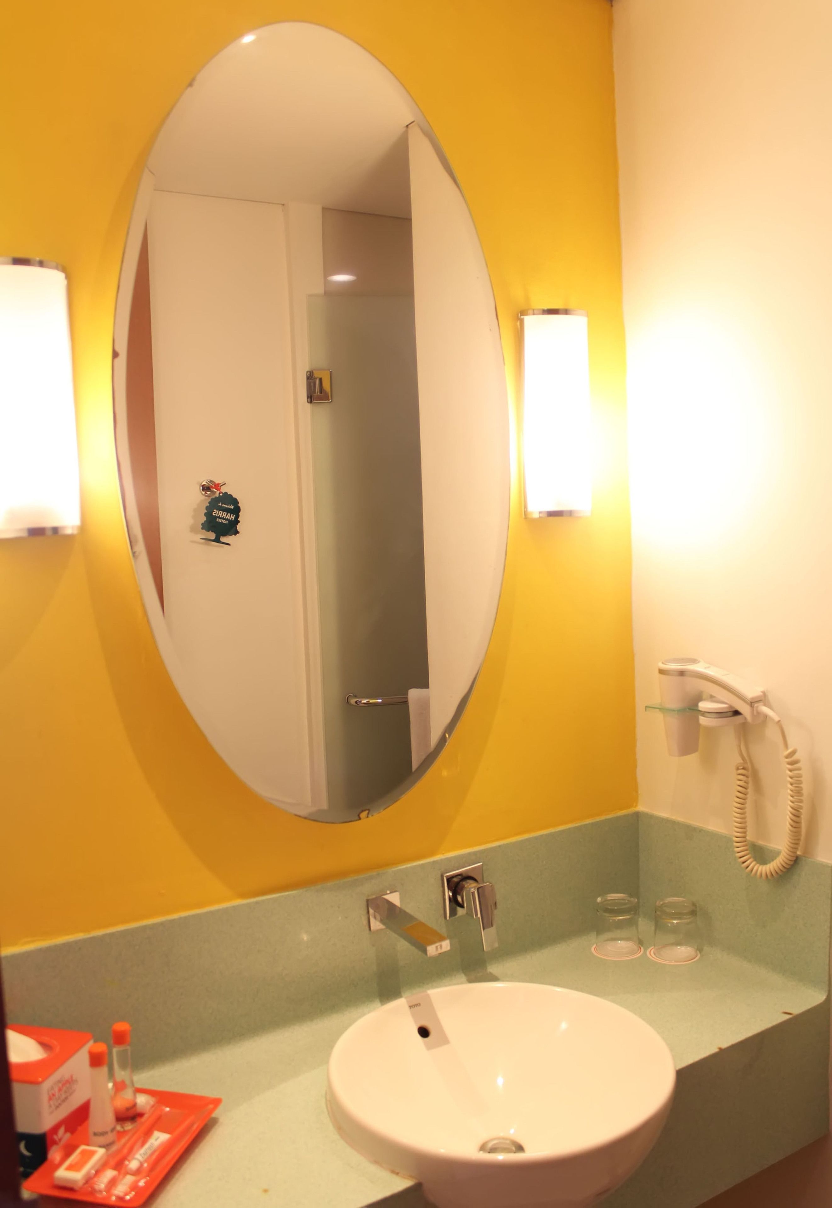 shower, free toiletries, hair dryer, slippers