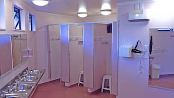 Standard Cabin, Shared Bathroom | Shared bathroom