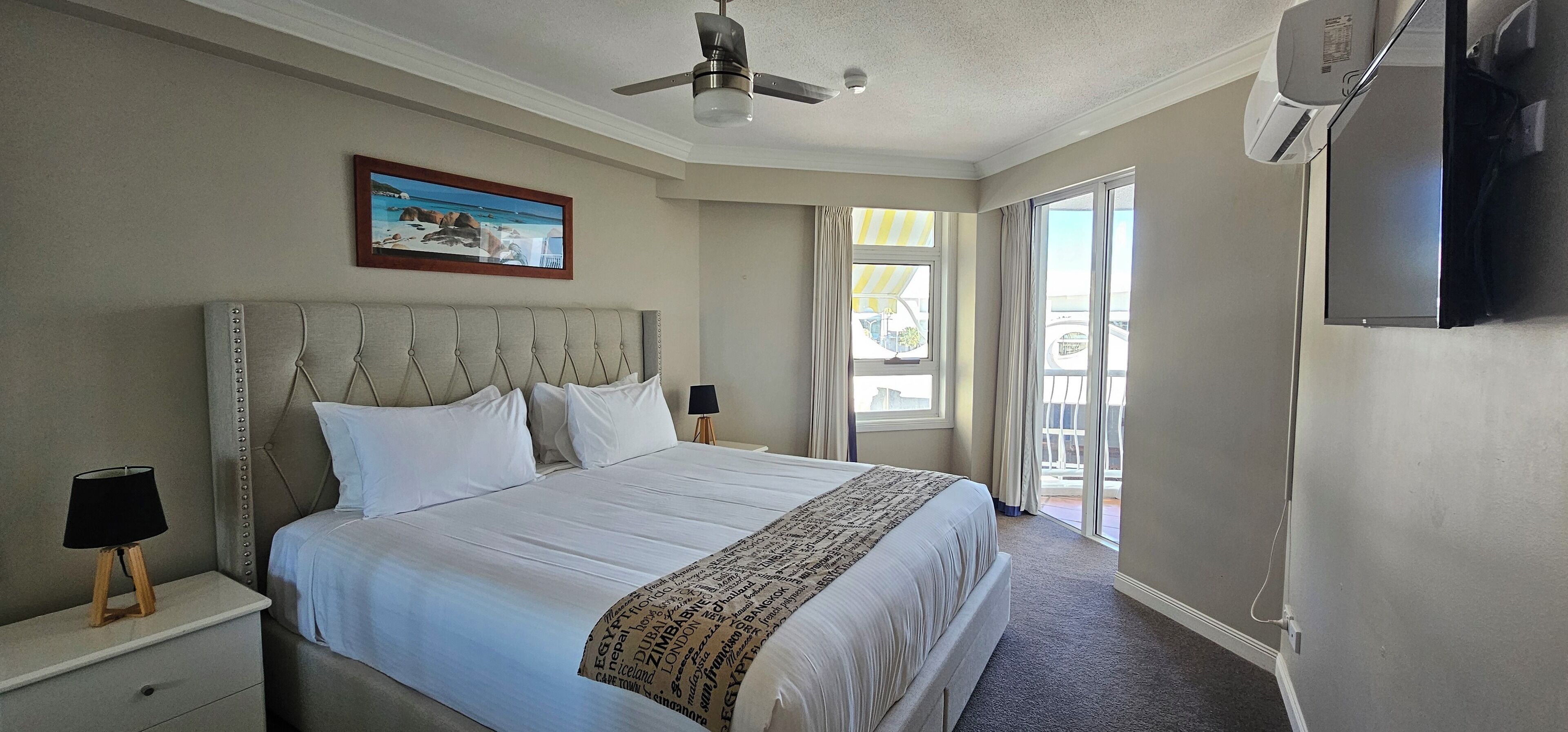 Photo - Broadbeach Holiday Apartments, Store 19