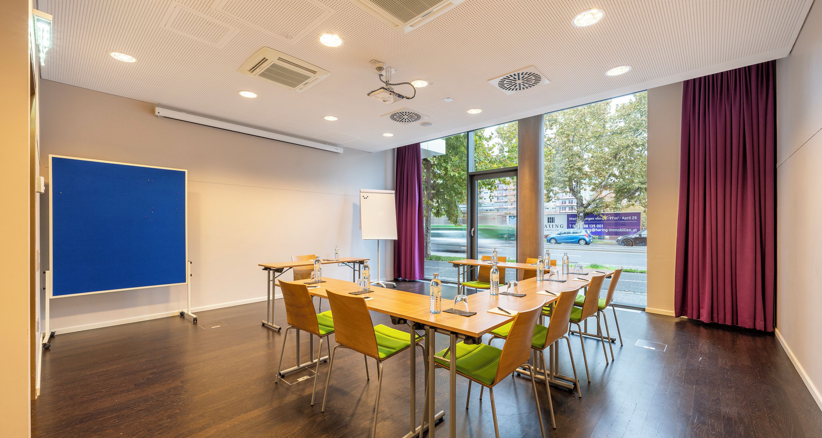 Meeting facility
